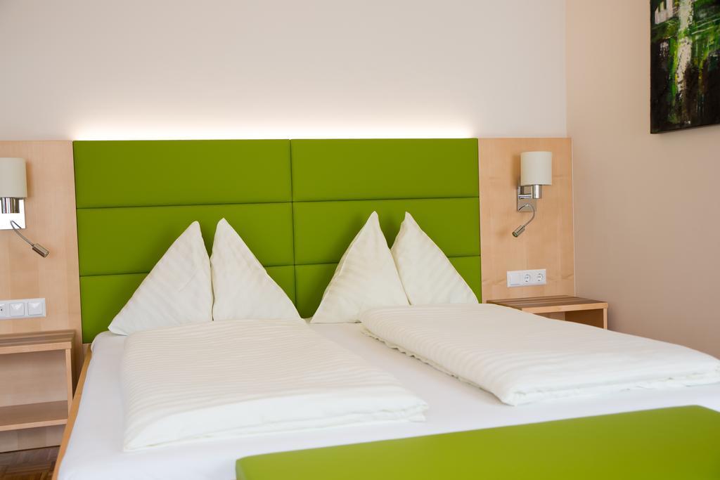 Hotel Restaurant Thadeushof Techelsberg Εξωτερικό φωτογραφία
