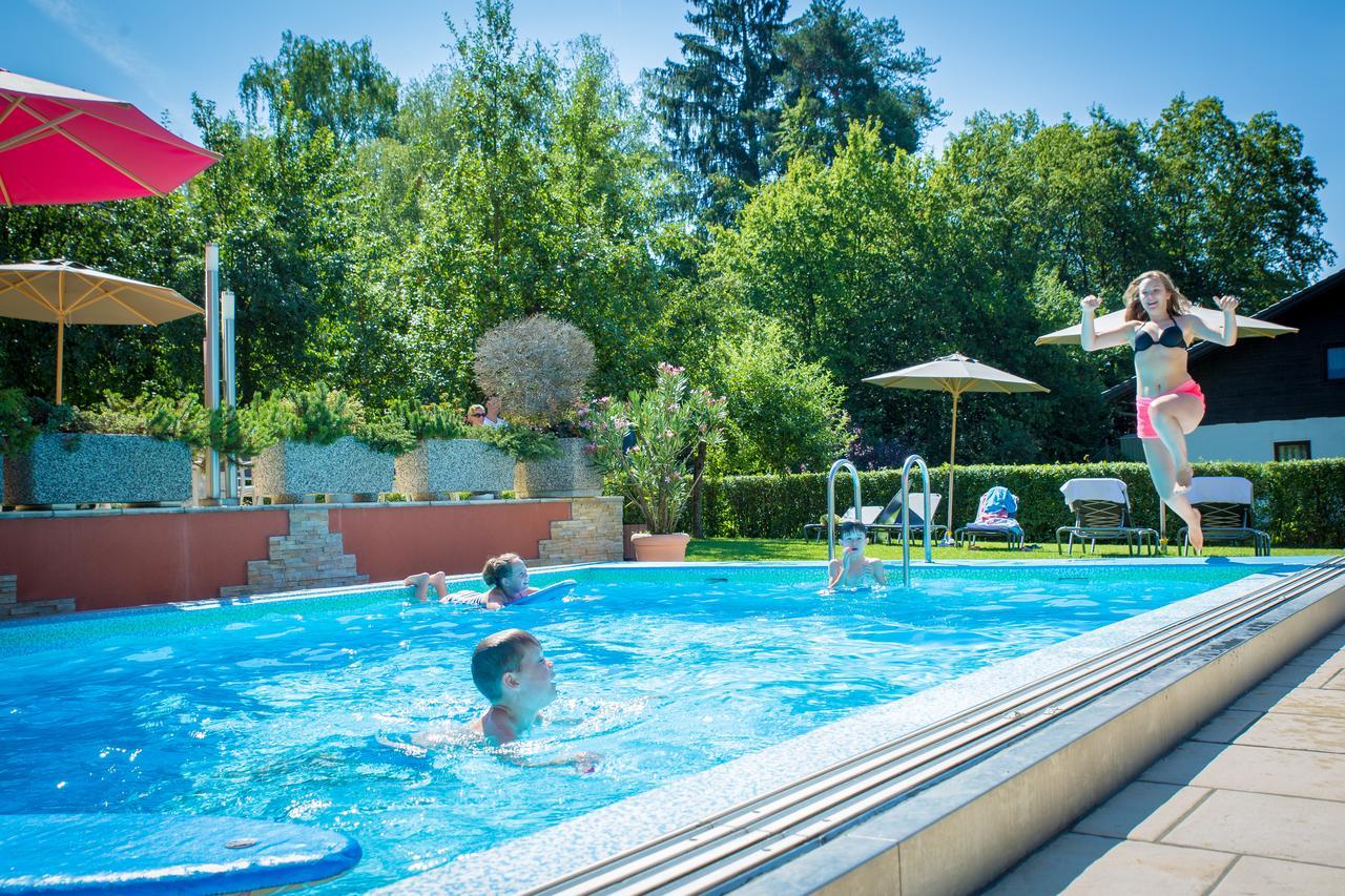 Hotel Restaurant Thadeushof Techelsberg Εξωτερικό φωτογραφία